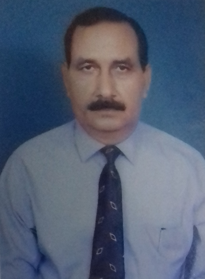 Dr Akhileshwar Tiwari