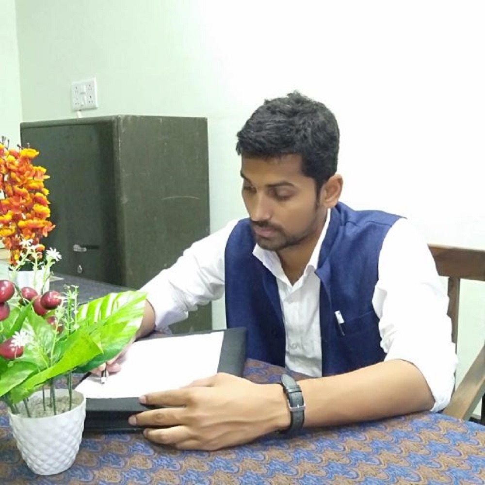 DR.PUSHPESH  KUMAR